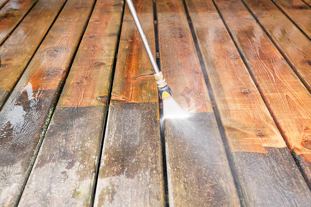 Why Choose Our Certified Pressure Washing Experts for Your Project Needs in Escatawpa, MS?